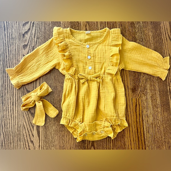 Baby girl Mustard yellow / gold romper with headband size 12-18 months - Picture 4 of 5